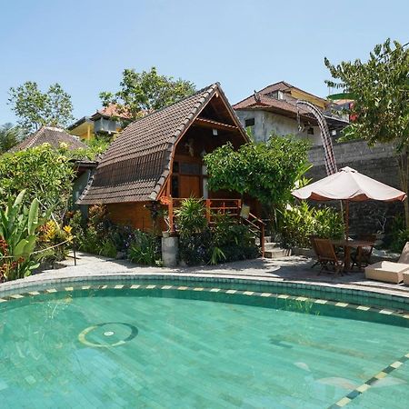 Oyo 1946 Terrace Campuhan Ubud Exterior foto