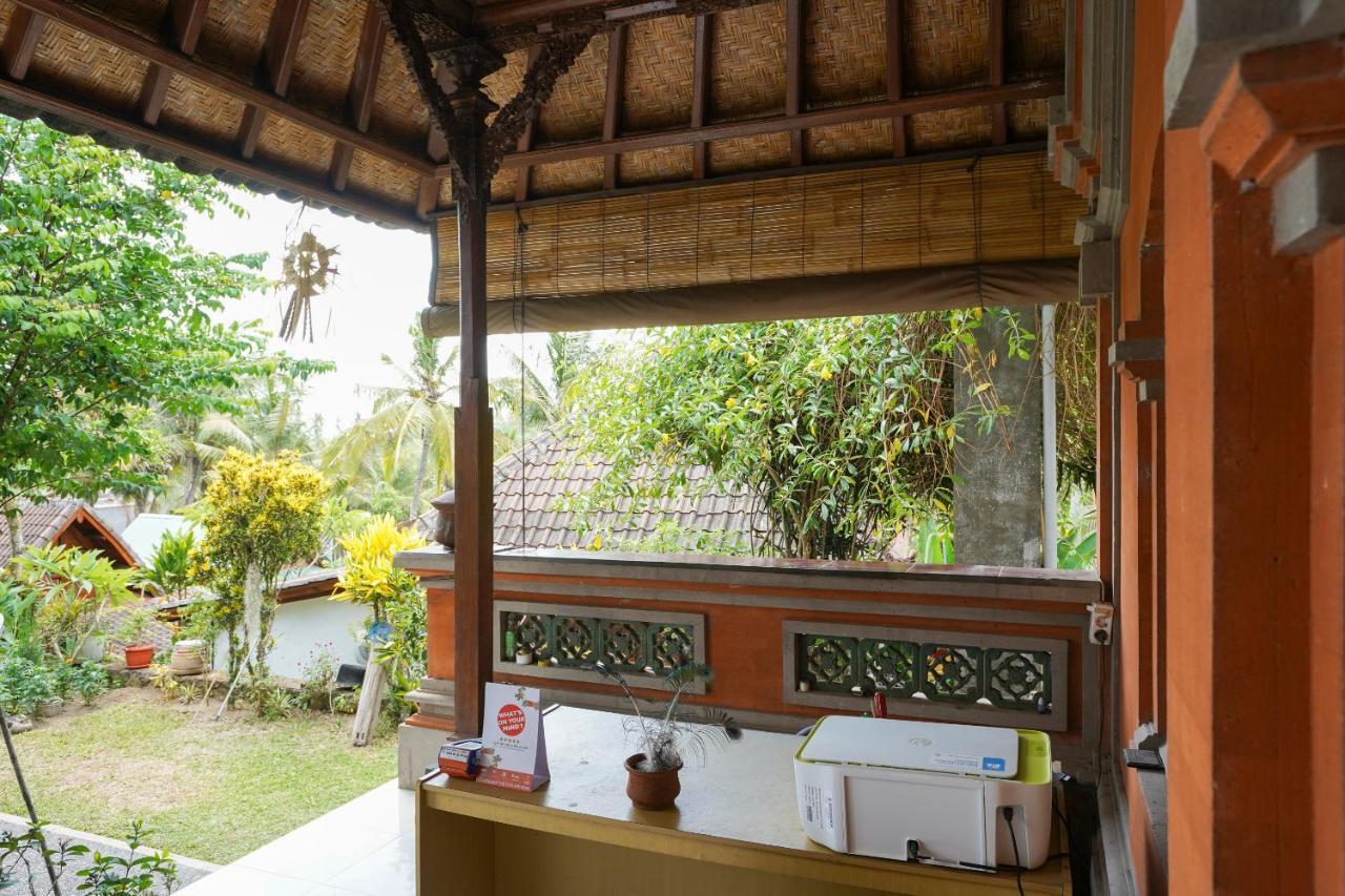 Oyo 1946 Terrace Campuhan Ubud Exterior foto